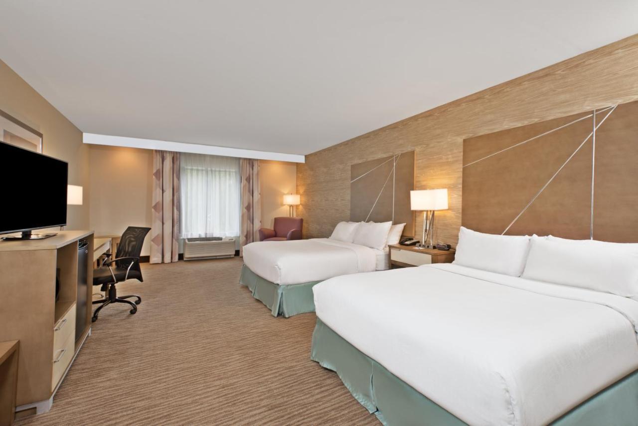 Holiday Inn Express & Suites New Cumberland By Ihg Экстерьер фото