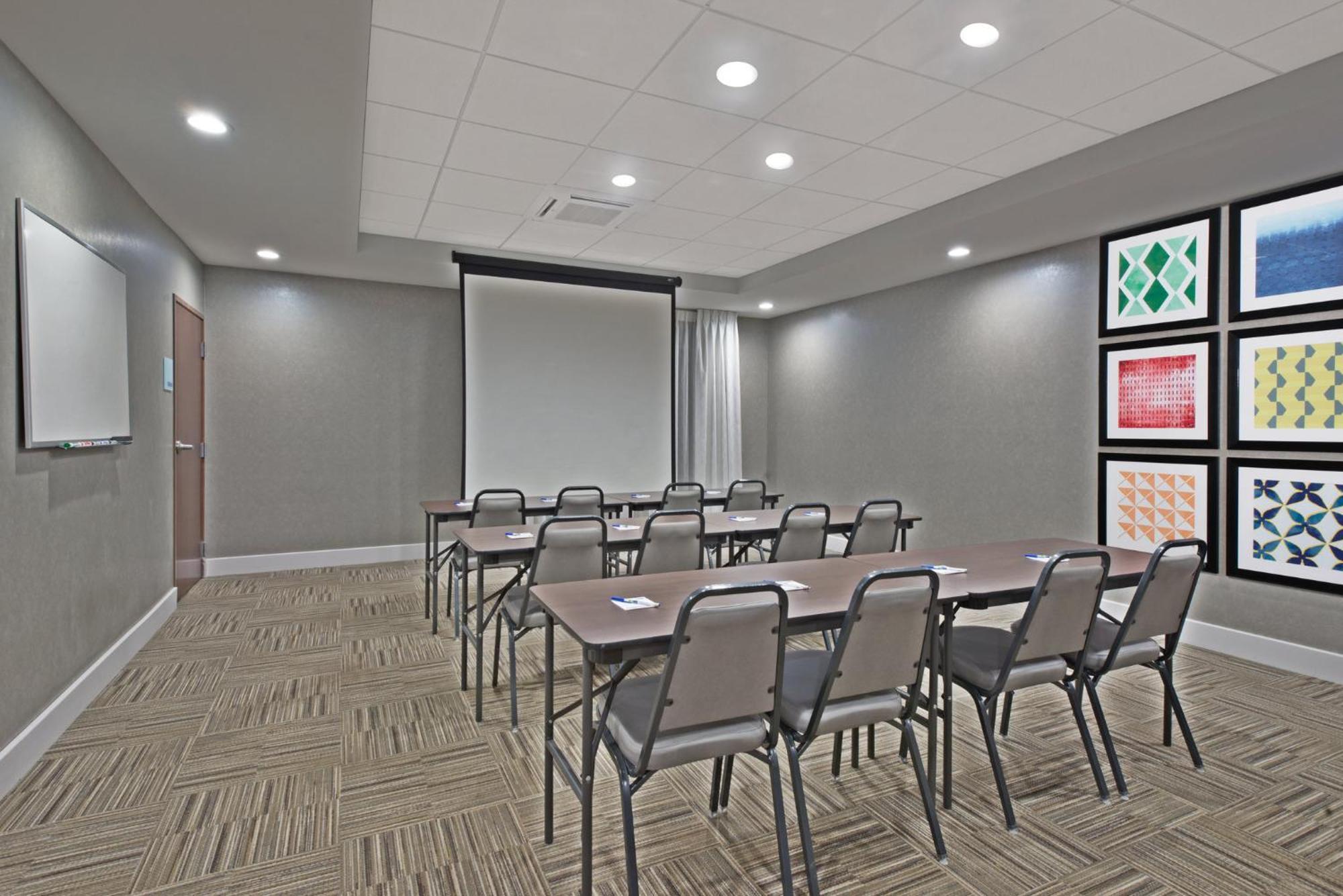 Holiday Inn Express & Suites New Cumberland By Ihg Экстерьер фото